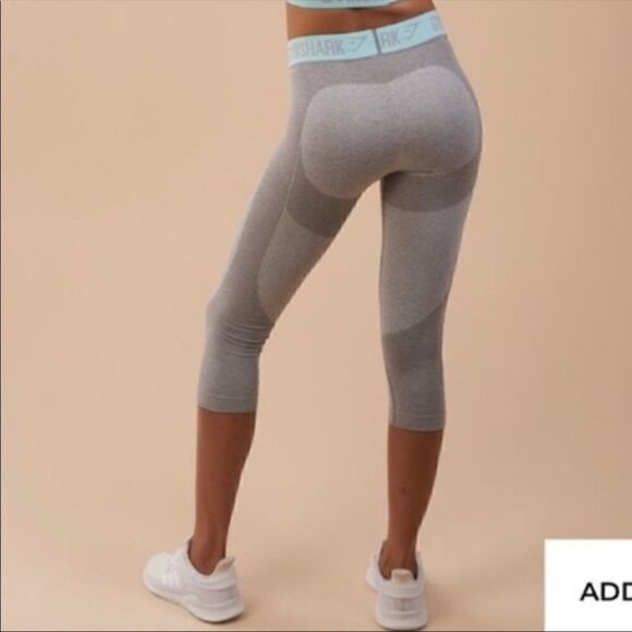 Gymshark Flex Crop Legging Light Gray - Picture 2 of 8